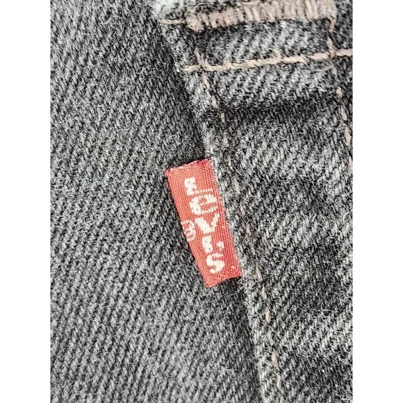 Levi's Men's 550 90s Relaxed Fit Black 00550-0260 38x32 Vintage Red Tag